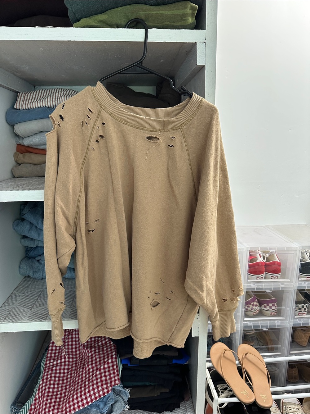 Aerie Women’s Distressed Crewneck Sweater - Tan size L